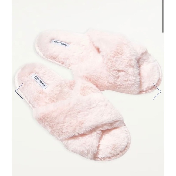 SPLENDID NEW Faux Fur Crisscross Slippers Pink - Picture 1 of 5